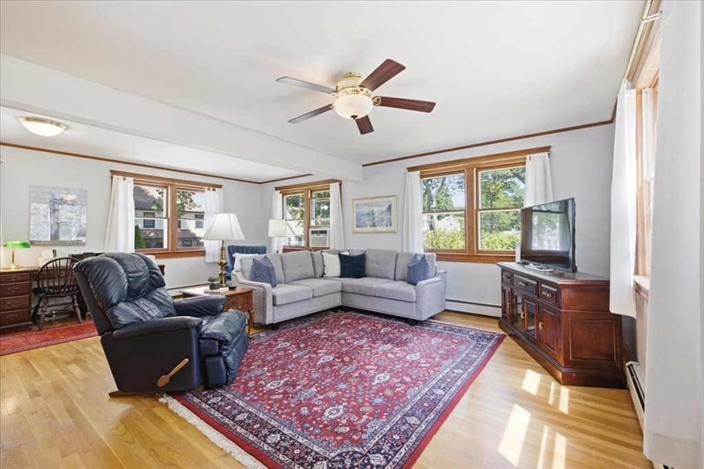 366 Warren St, Needham MA 02492 photo 5