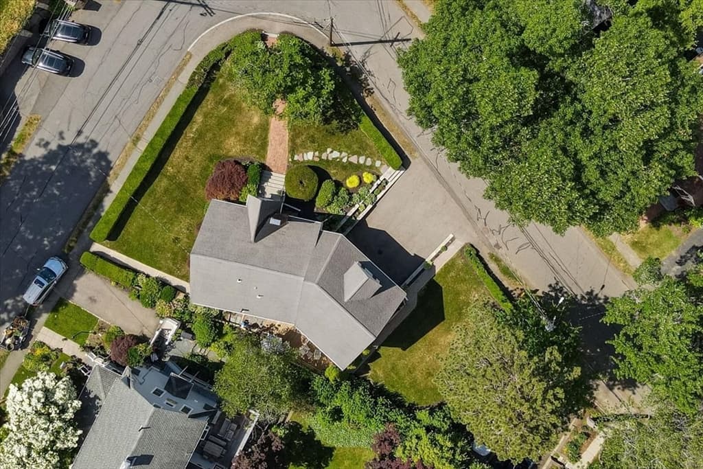 366 Warren St, Needham MA 02492 photo 21