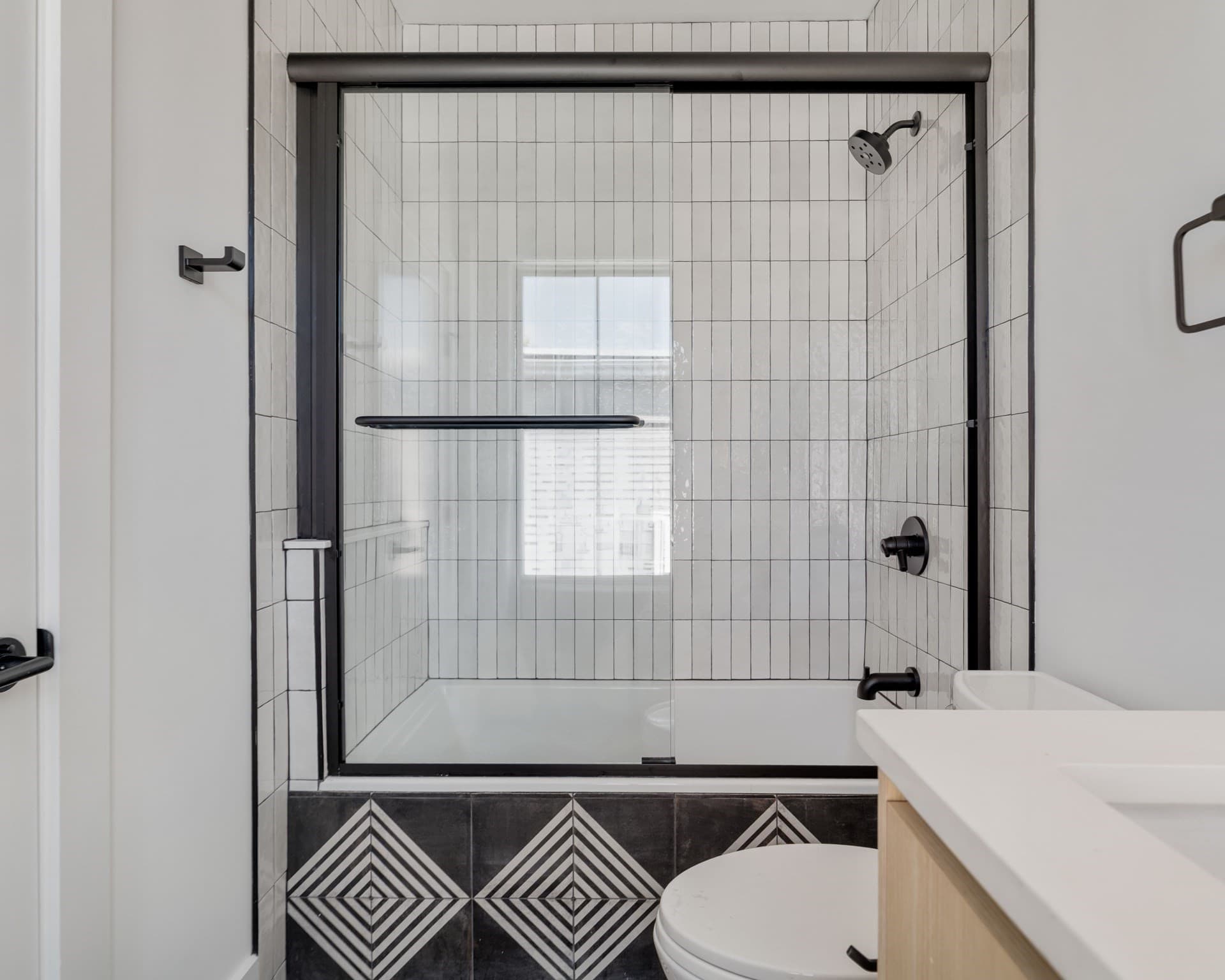 Condominium at 30 Condor St # 4, Boston MA 02128, Boston, photo 28 of 34