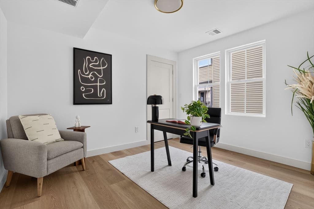 Condominium at 146 Jaques St # B, Somerville MA 02145, photo 12 of 20