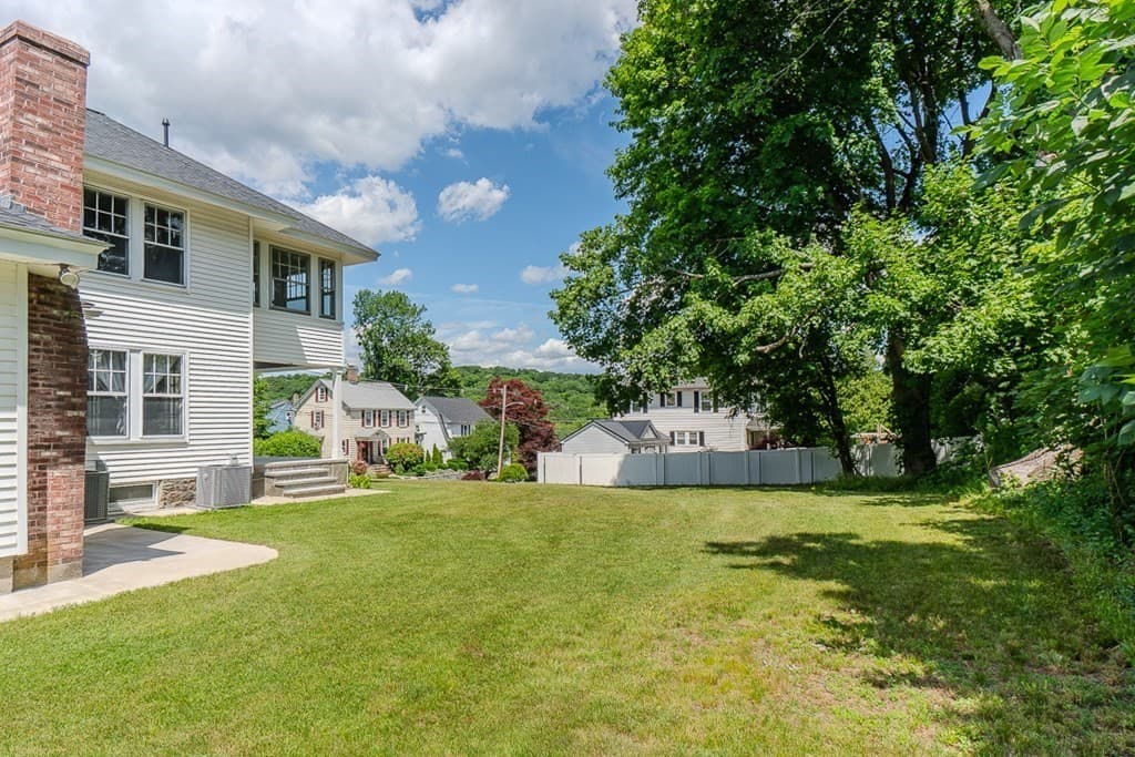 35 Barasford Avenue, Lowell MA 01852 photo 37