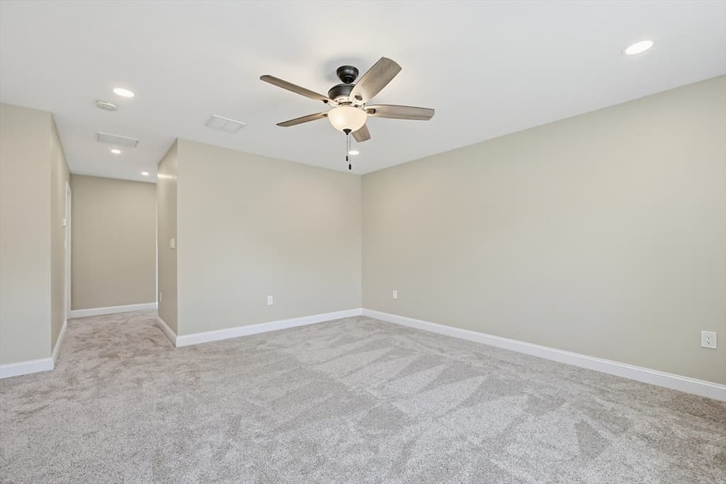 39 Johnston Avenue # 3, Northbridge MA 01588 photo 24