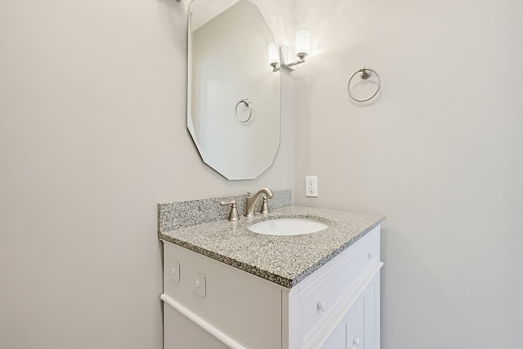 39 Johnston Avenue # 3, Northbridge MA 01588 photo 21
