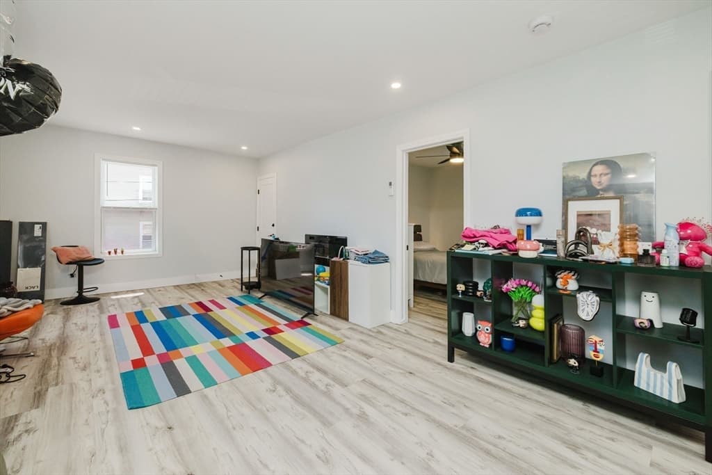 172 Nashua St, Fall River MA 02721 photo 26
