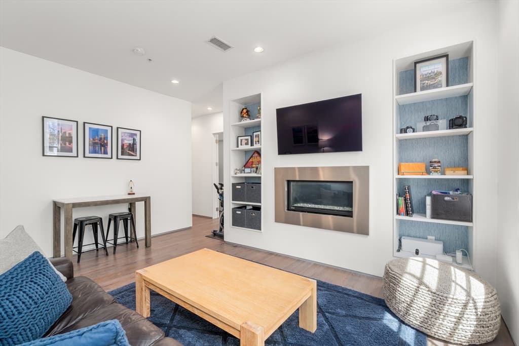 Condominium at 618 E Second Street # 3, Boston MA 02127, Boston, photo 3 of 18