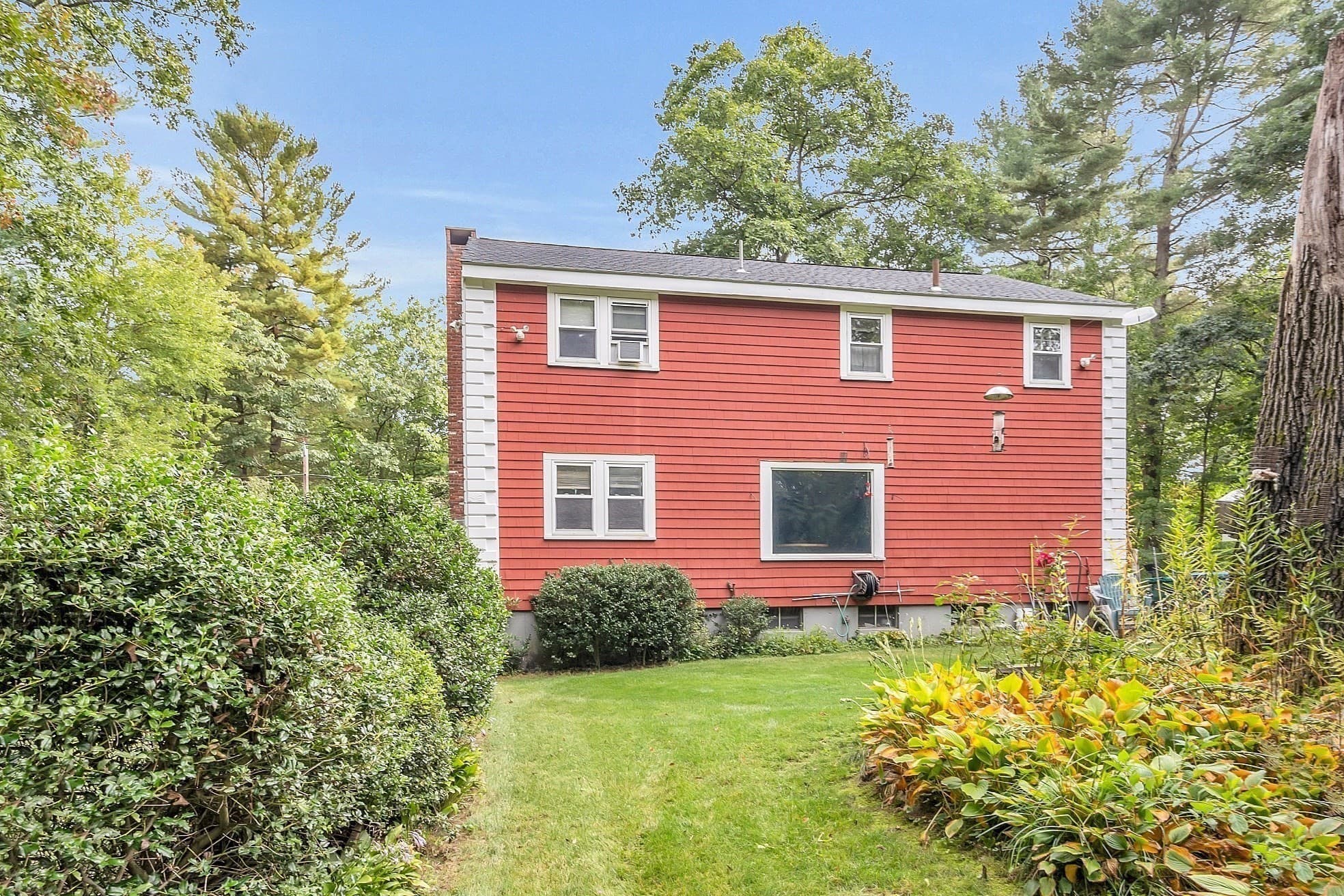 Residential at 51 Whipple Road, Billerica MA 01821, photo 12 of 31