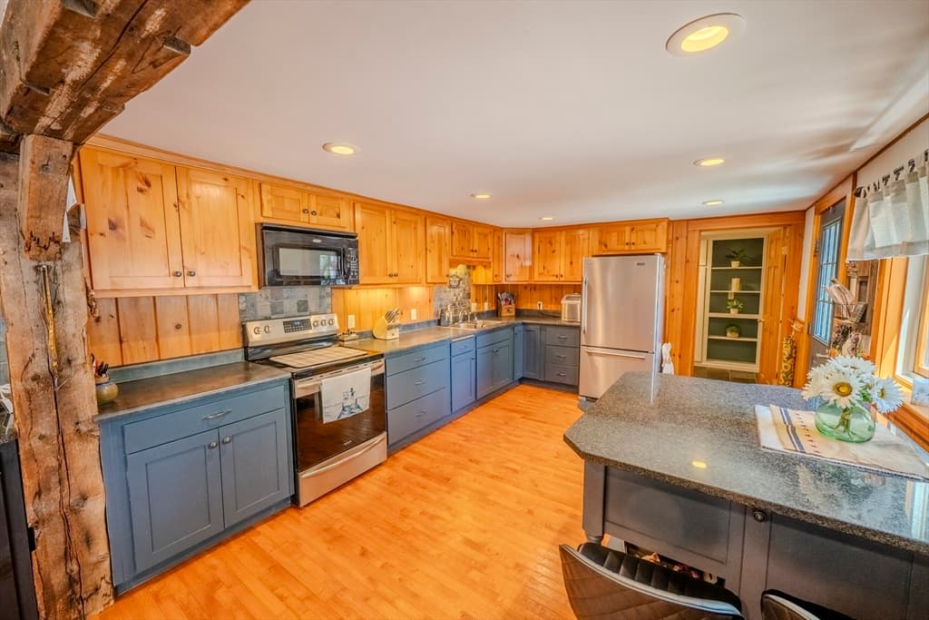 15 Lake View Dr, Spencer MA 01562 photo 20
