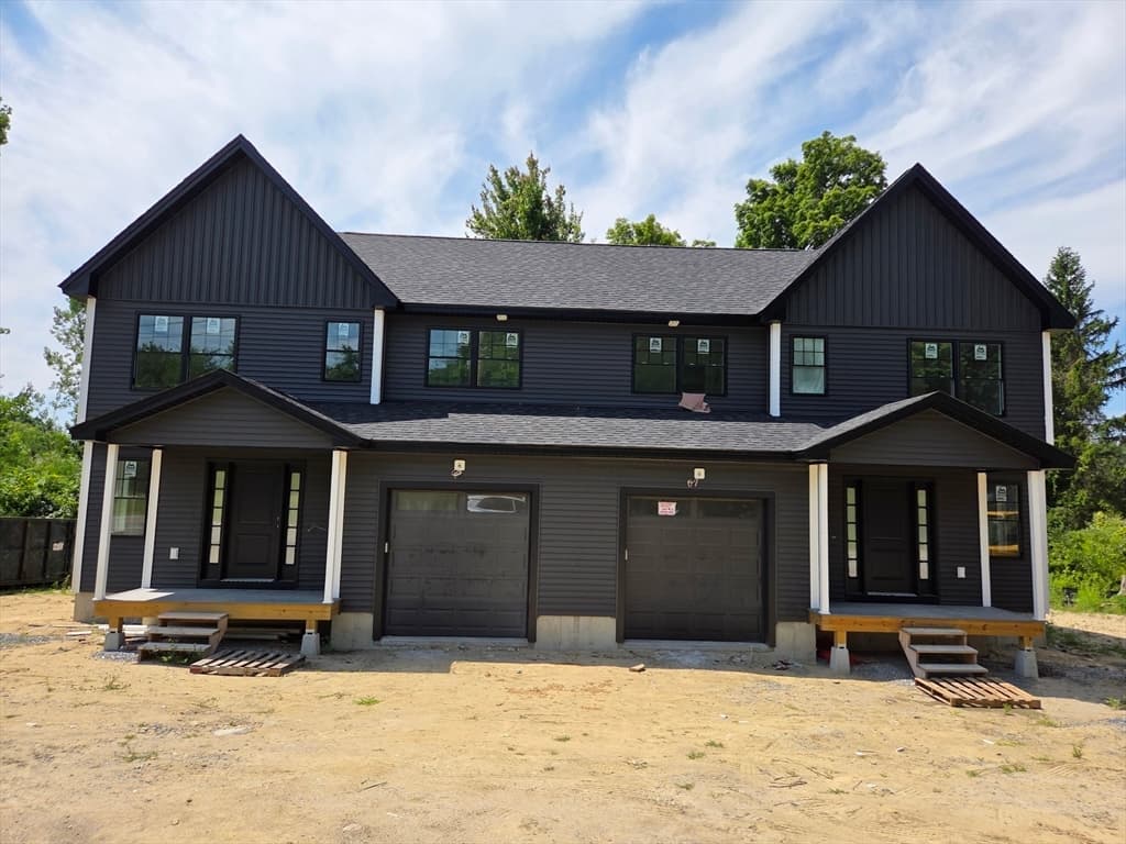 Condominium at 790 Massachusetts Avenue # 790, Lunenburg MA 01462, photo 2 of 42