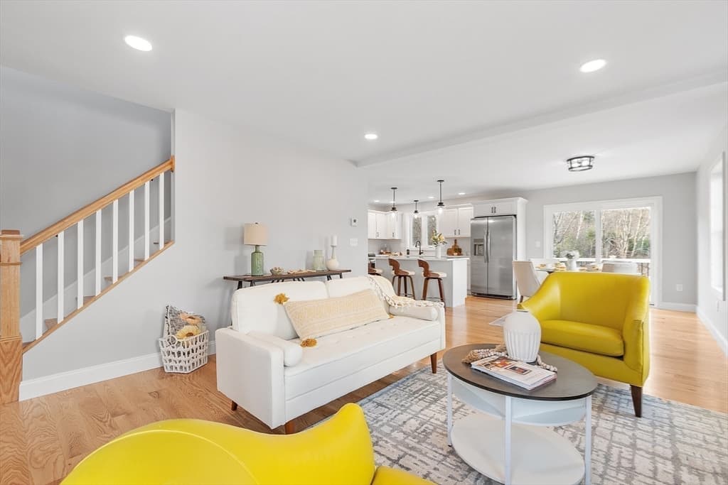 Condominium at 790 Massachusetts Avenue # 790, Lunenburg MA 01462, photo 13 of 42