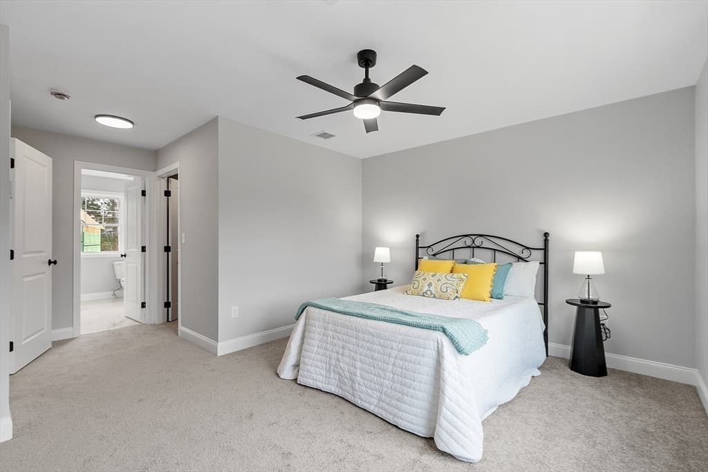 Condominium at 790 Massachusetts Avenue # 790, Lunenburg MA 01462, photo 26 of 42