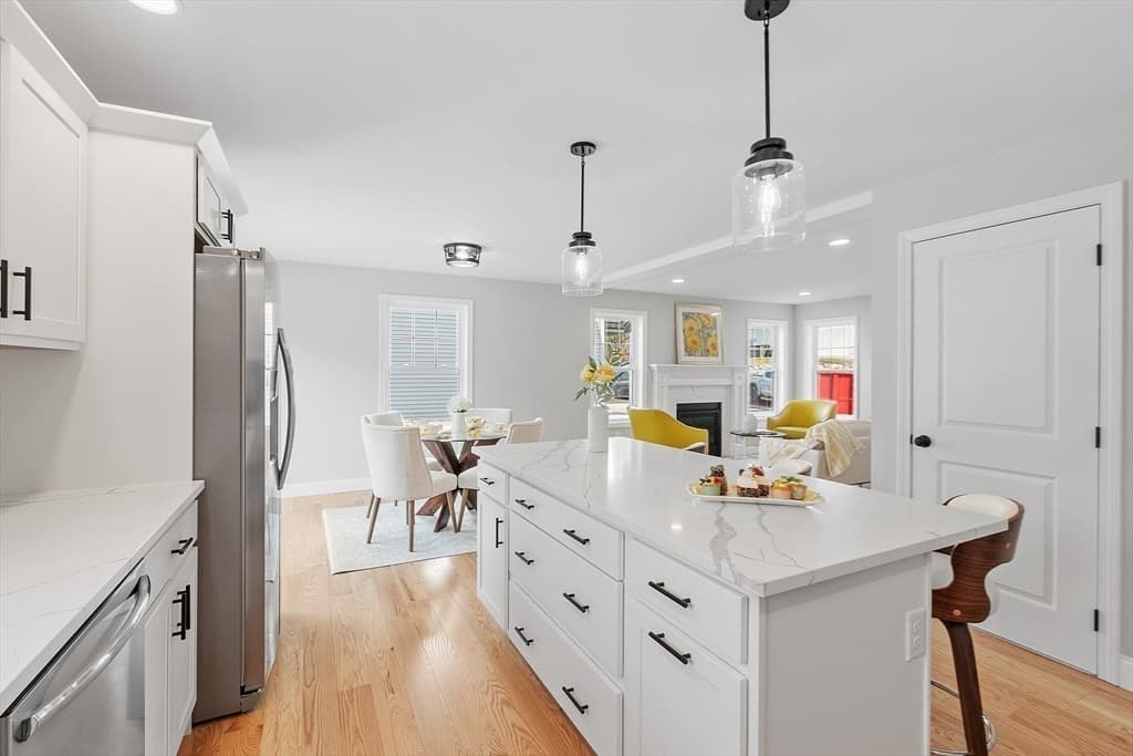 Condominium at 790 Massachusetts Avenue # 790, Lunenburg MA 01462, photo 18 of 42