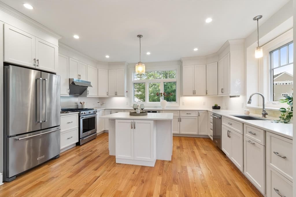 14 Millstone Dr, Sherborn MA 01770 photo 5