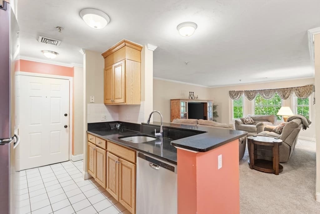 717 Washington St, Canton MA 02021 photo 10