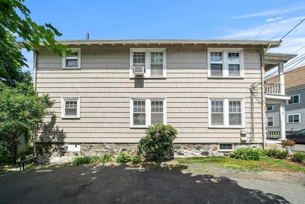 2 Family - 2 Units Up/Down at 4 Clark St., Swampscott MA 01907, Swampscott, photo 16 of 17