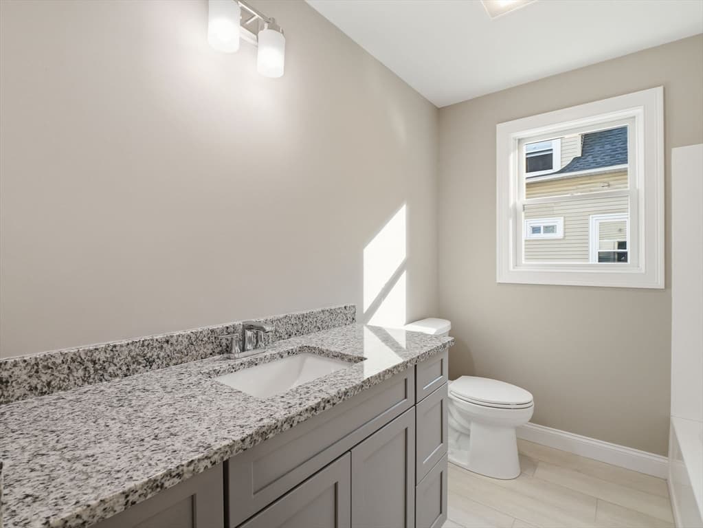 477 Washington Street # 477, Haverhill MA 01832 photo 9