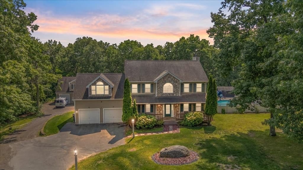 10 Blye Rd, Haverhill MA 01832