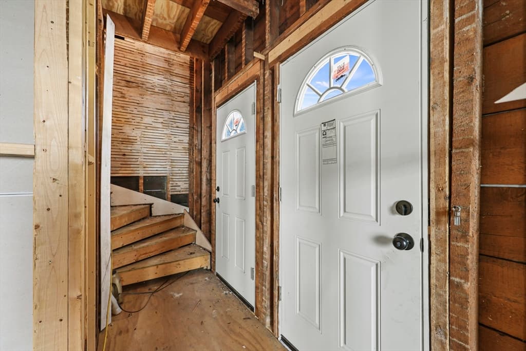 69-71 Hall St, North Adams MA 01247 photo 5