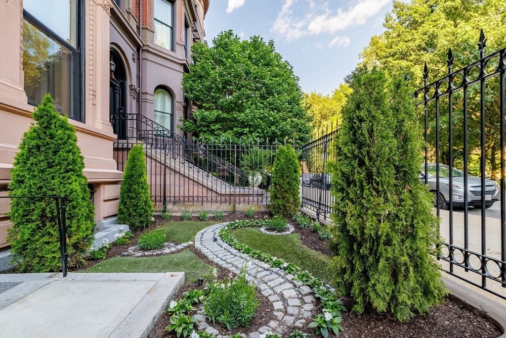 5+ Family - 5+ Units Up/Down at 57 Commonwealth Avenue, Boston MA 02116, Boston, photo 5 of 40