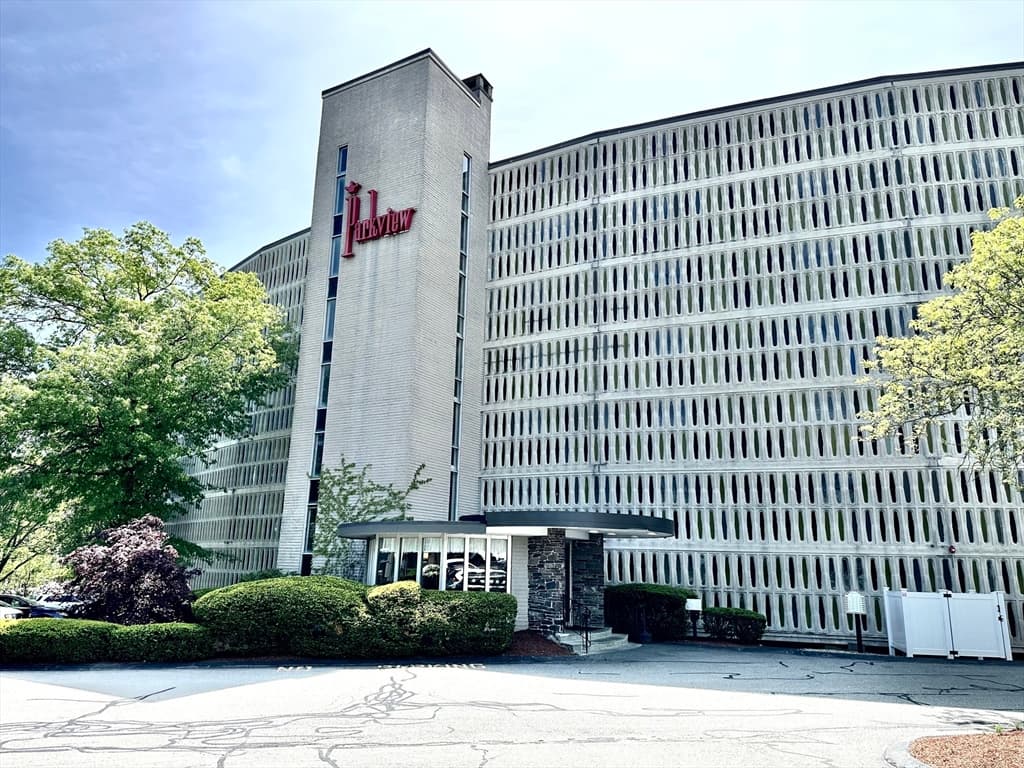 200 Swanton St # 412, Winchester MA 01890