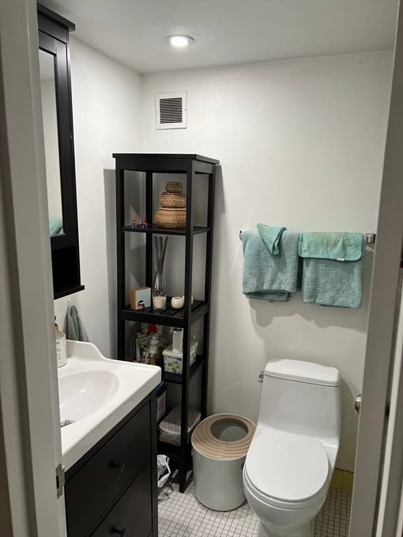 Condominium at 200 Swanton St # 412, Winchester MA 01890, Winchester, photo 4 of 7