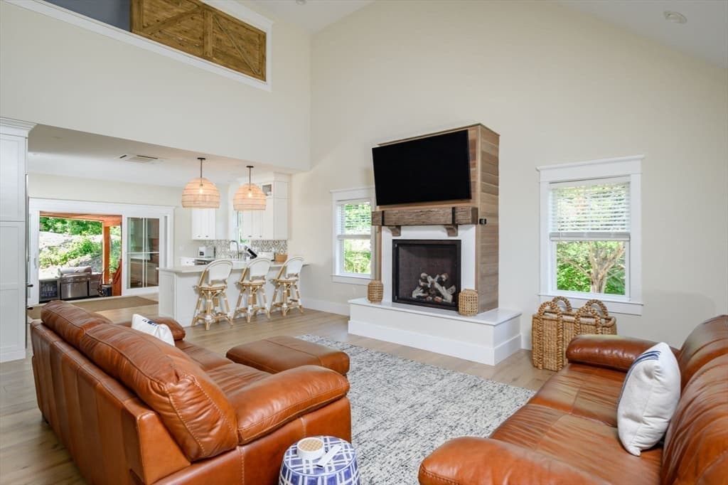 7 Laurel Street, Hingham MA 02043 photo 12