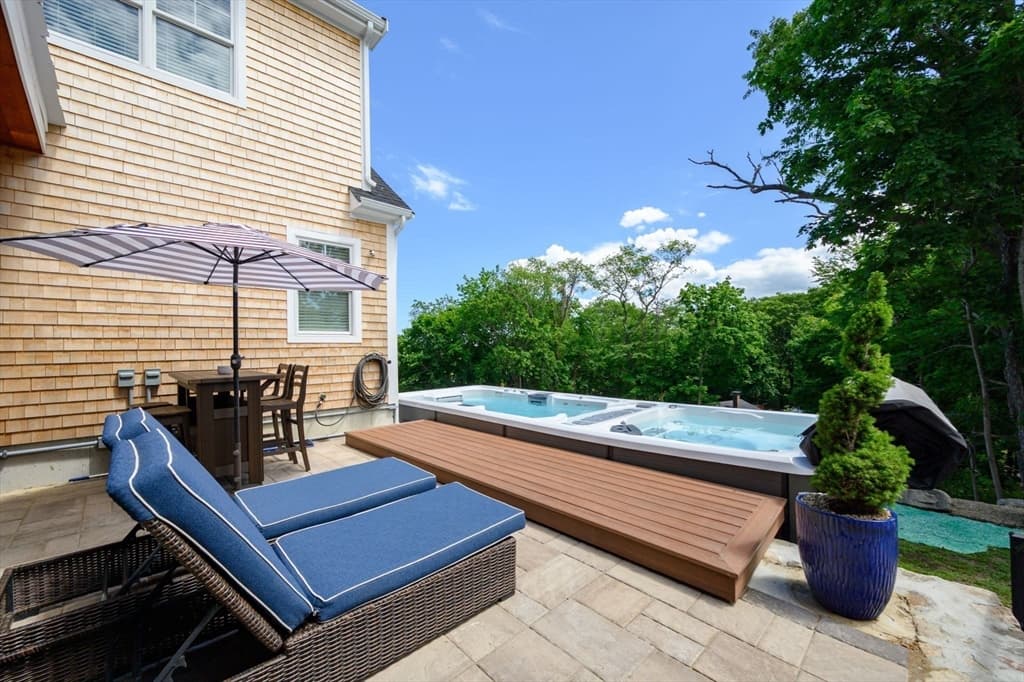 7 Laurel Street, Hingham MA 02043 photo 10