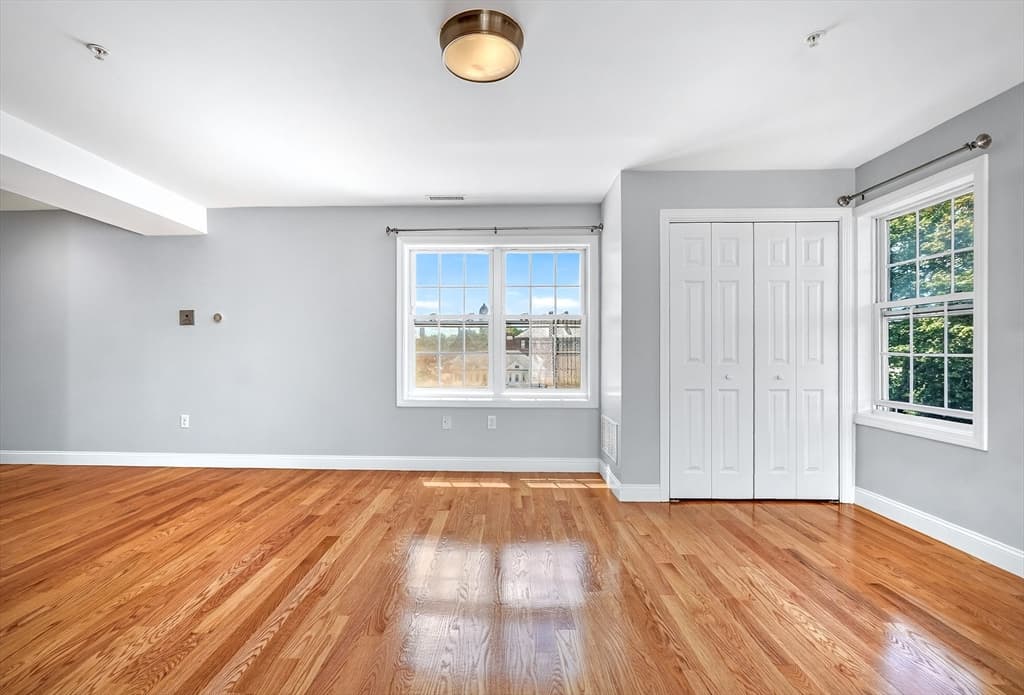 29 Spruce St # 42, Waltham MA 02453 photo 17