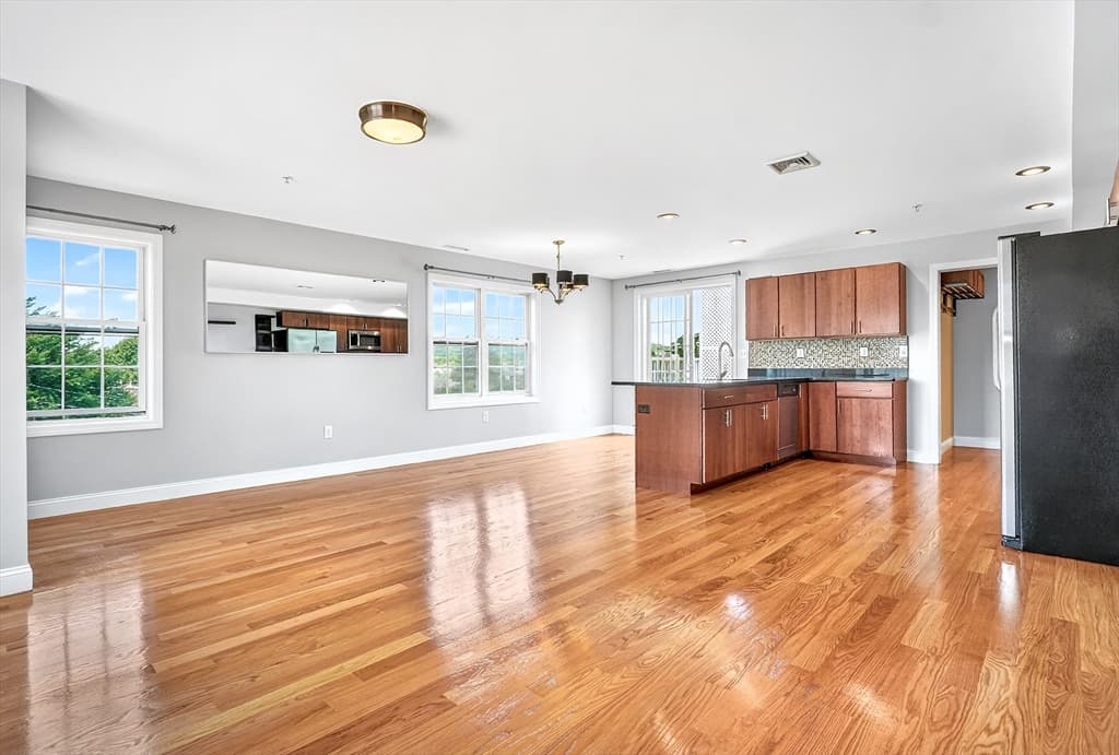 29 Spruce St # 42, Waltham MA 02453 photo 5