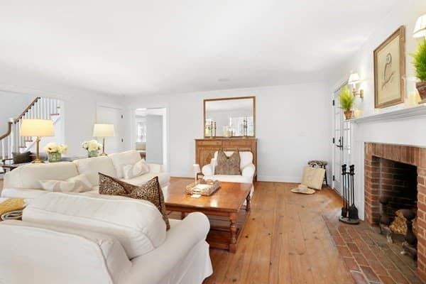 Single Family Residence at 53 Stoney Hill Rd, West Tisbury MA 02575, photo 6 of 41