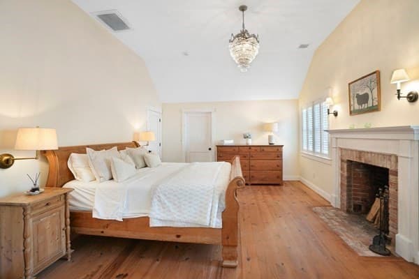 Single Family Residence at 53 Stoney Hill Rd, West Tisbury MA 02575, photo 19 of 41