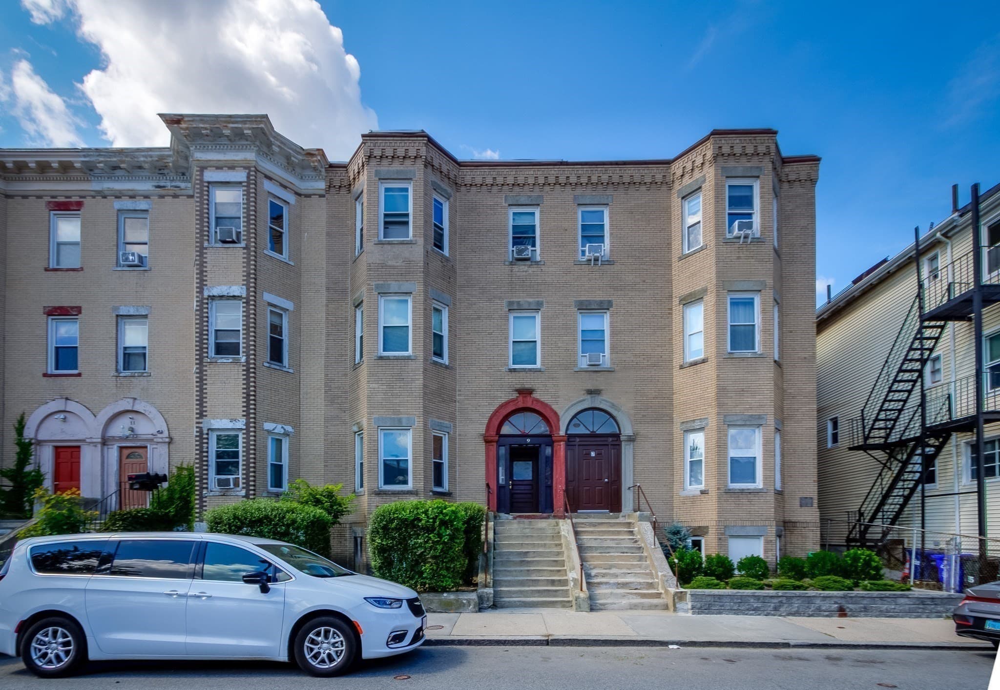 9 Forbes St, Boston MA 02130