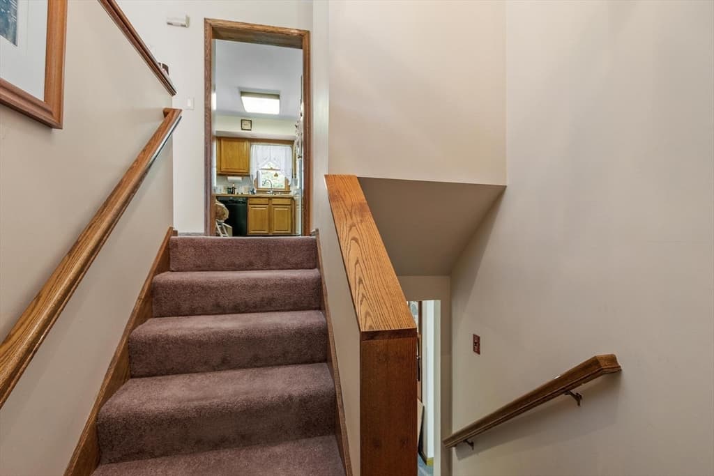 386 Sherbert Road, Ashburnham MA 01430 photo 12