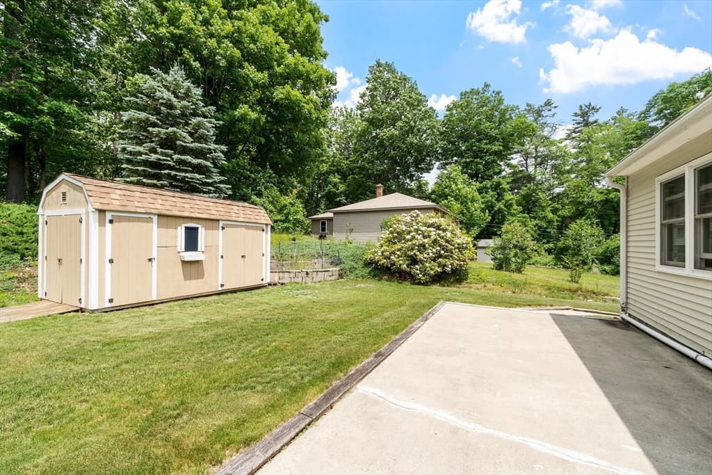 386 Sherbert Road, Ashburnham MA 01430 photo 4