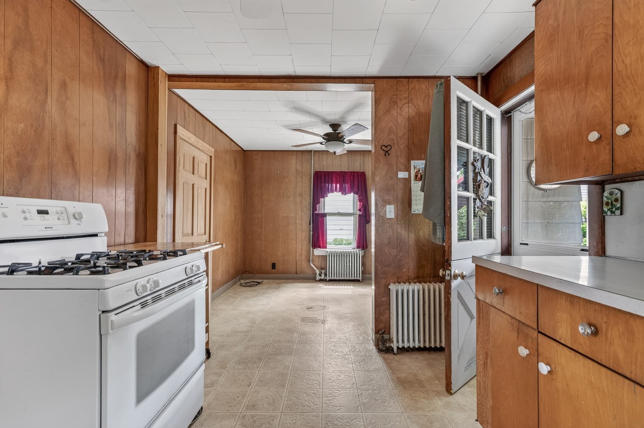 2 Family - 2 Units Up/Down at 153 Locust St., Winthrop MA 02152, Winthrop, photo 7 of 32