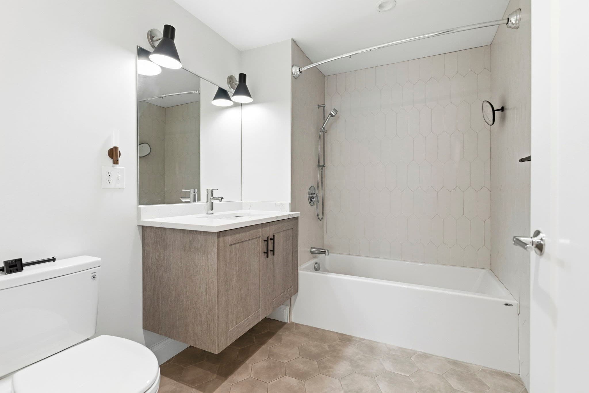 Condominium at 40 Westmoreland St # 2, Boston MA 02124, Boston, photo 22 of 23