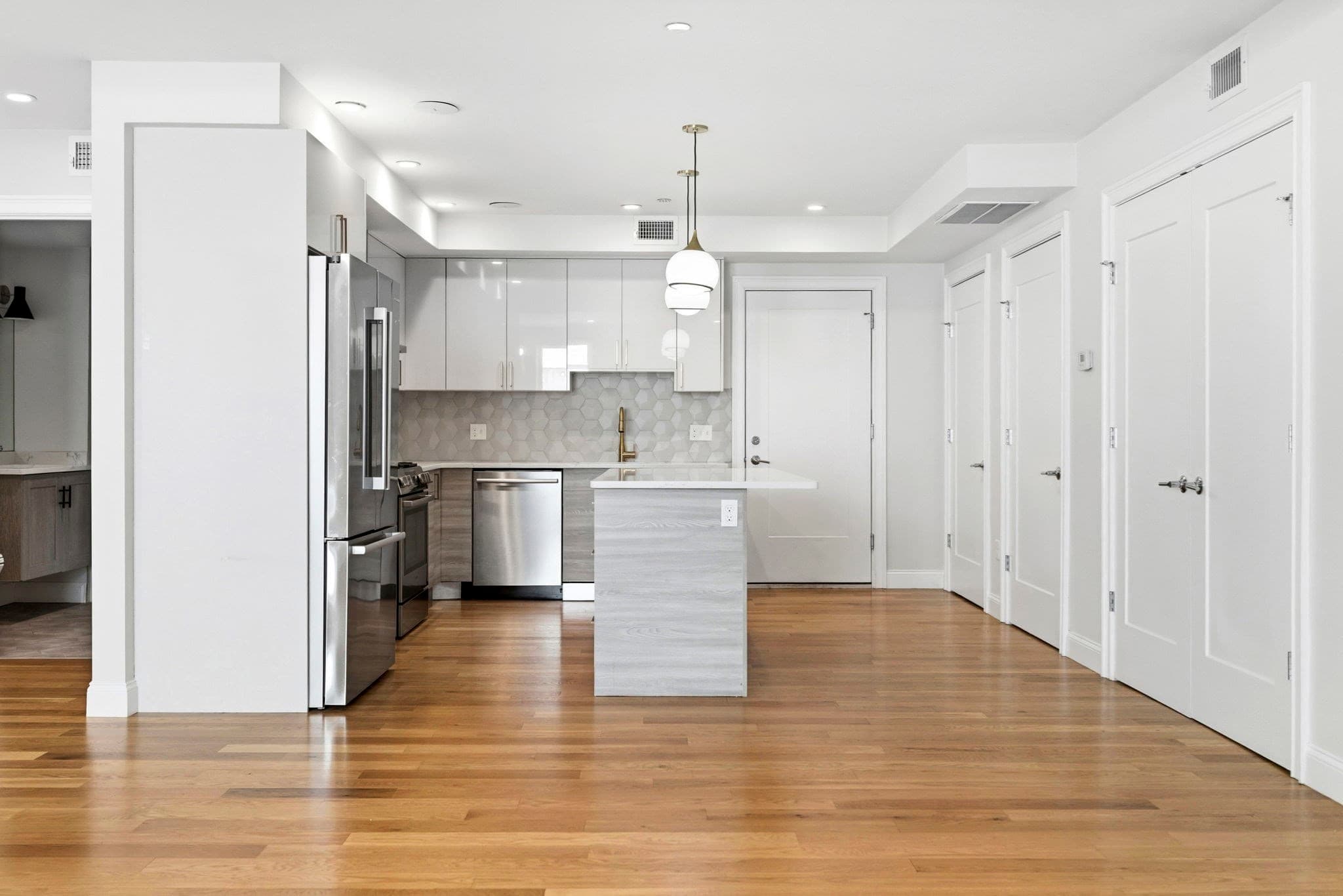 Condominium at 40 Westmoreland St # 2, Boston MA 02124, Boston, photo 4 of 23