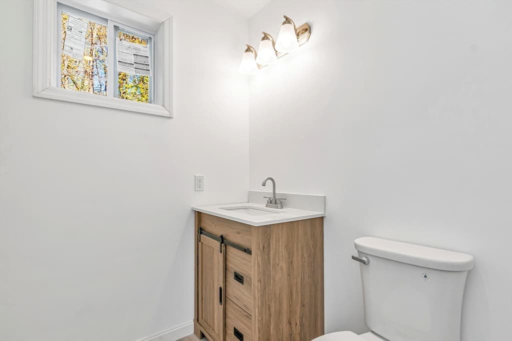 70 Marston Street, Lawrence MA 01841 photo 35
