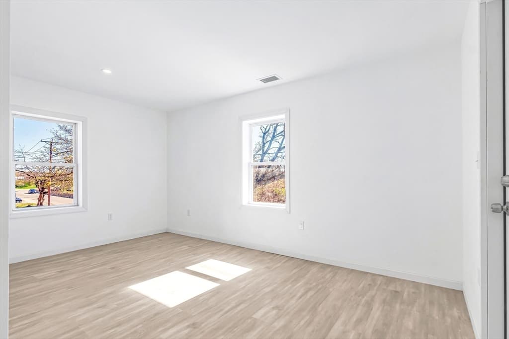 70 Marston Street, Lawrence MA 01841 photo 29