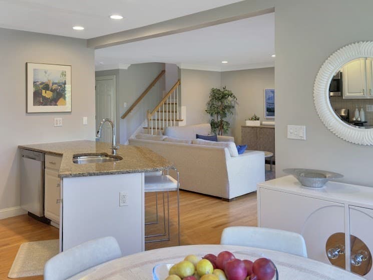 13 Green St, Newton MA 02458 photo 8