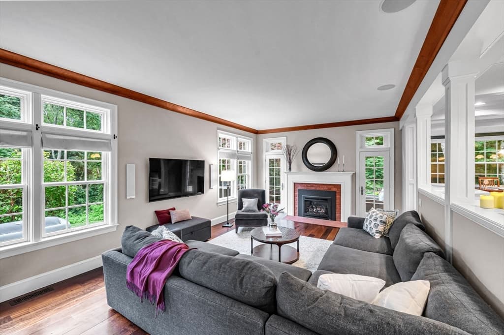 46 Sovereign Way, Northampton MA 01062 photo 6