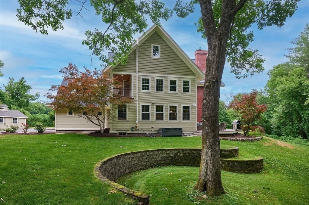 46 Sovereign Way, Northampton MA 01062 photo 41