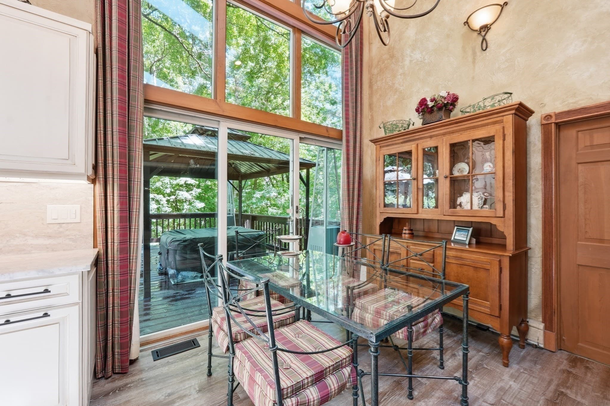 Single Family Residence at 41 Apple Rd, Brimfield MA 01010, Brimfield, photo 12 of 38