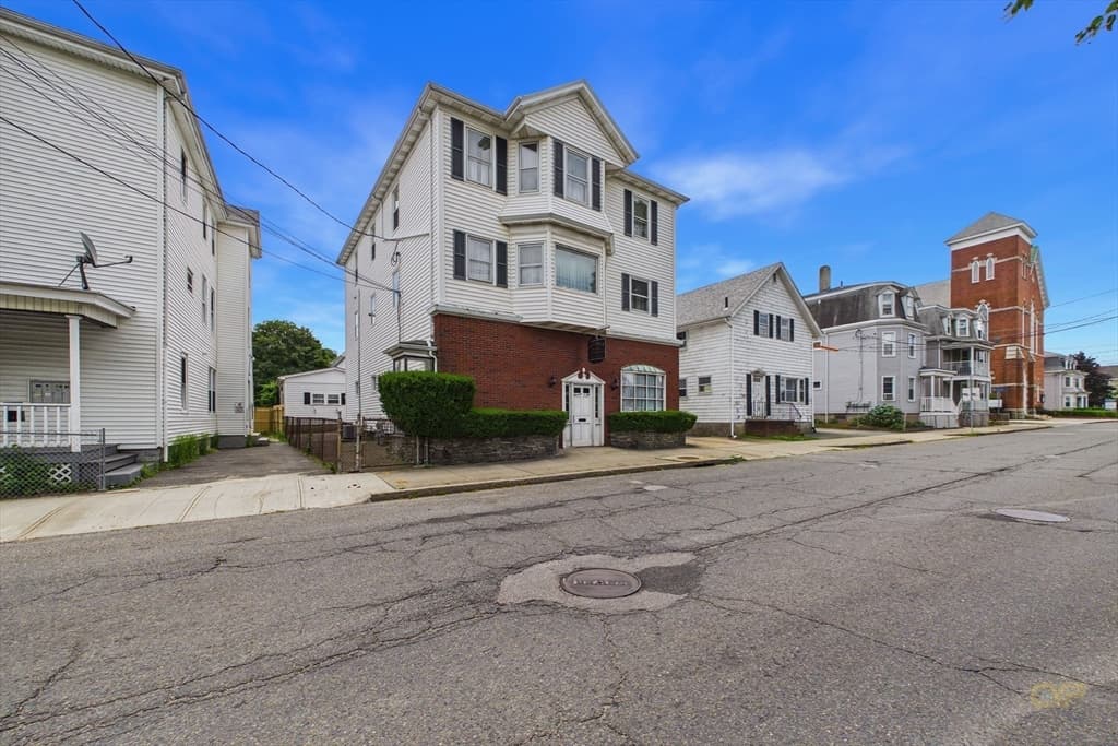 1395-1405 N Main St, Fall River MA 02720 photo 2