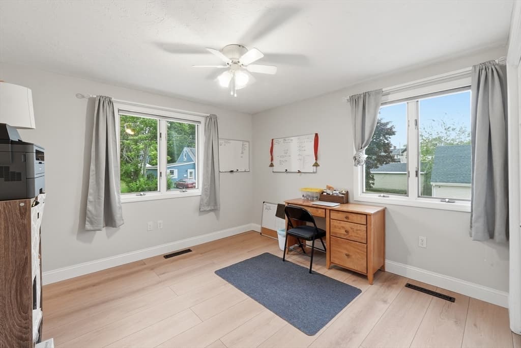 12 Lawrence St, Milford MA 01757 photo 15