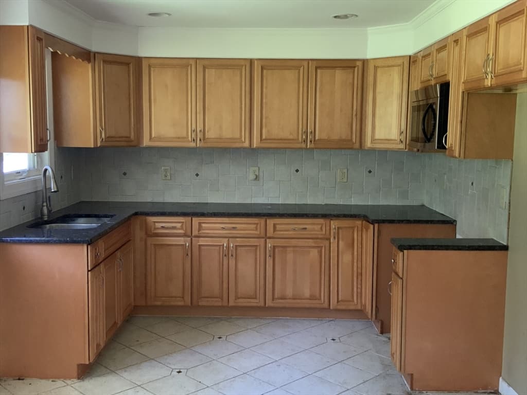 Single Family Residence at 12 Old County Rd, Westminster MA 01473, Westminster, photo 10 of 23