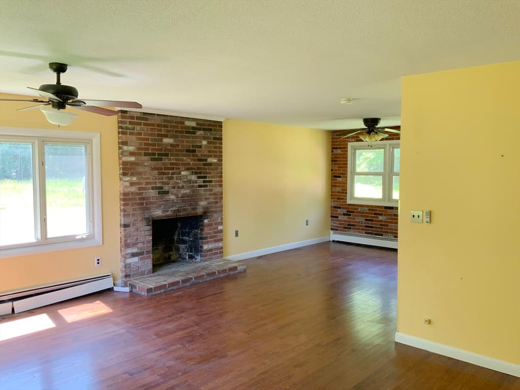 Single Family Residence at 12 Old County Rd, Westminster MA 01473, Westminster, photo 14 of 23