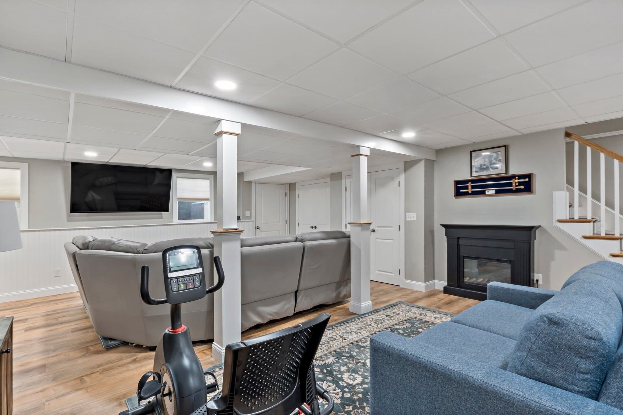 Single Family Residence at 670 Bay St, Fall River MA 02724, Fall River, photo 31 of 42