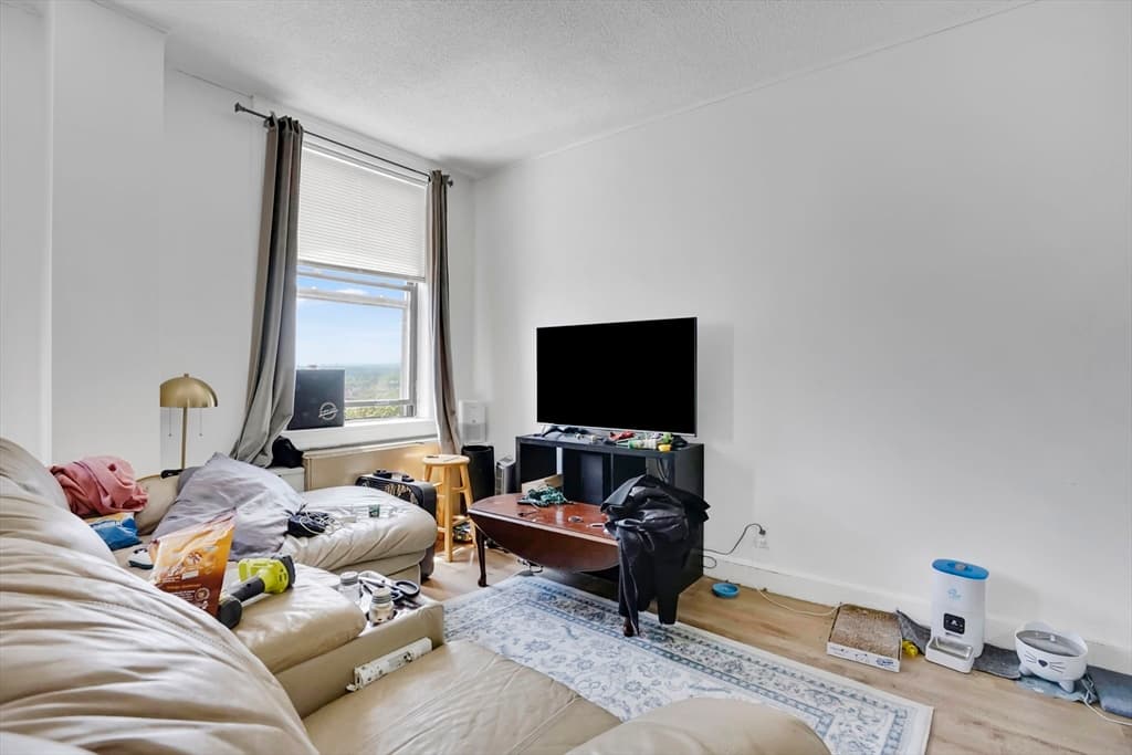 140 Chestnut St # 818, Springfield MA 01103 photo 18