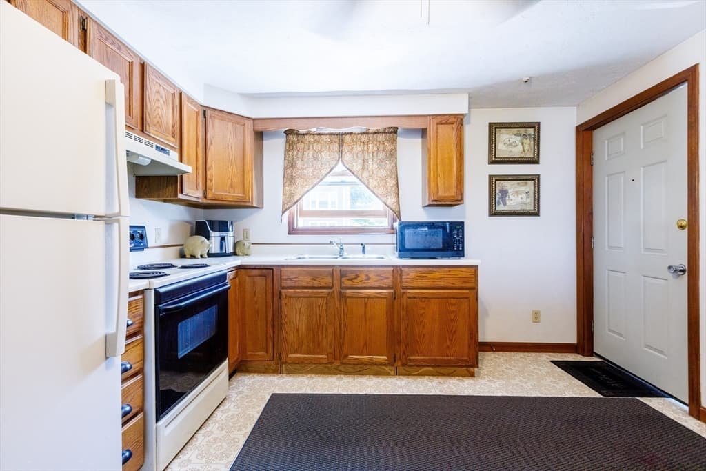170 Perry Ave # 3A, Worcester MA 01610 photo 9