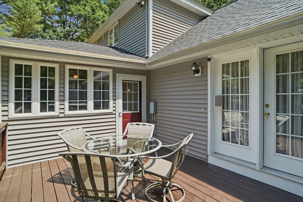 20 Emerald St, Tyngsborough MA 01879 photo 9
